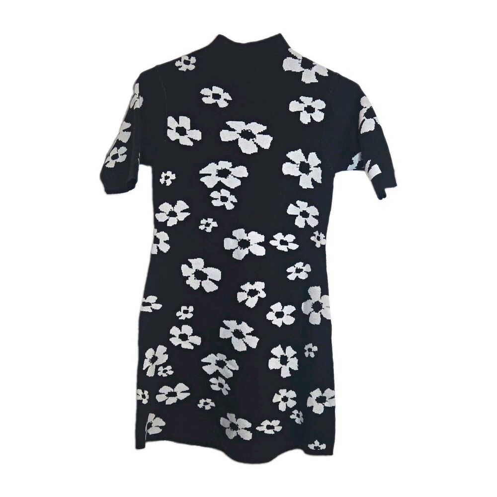 Scoop Floral Knit Sweater Dress Women's Sz S Short Sleeves Mock Neck Black White